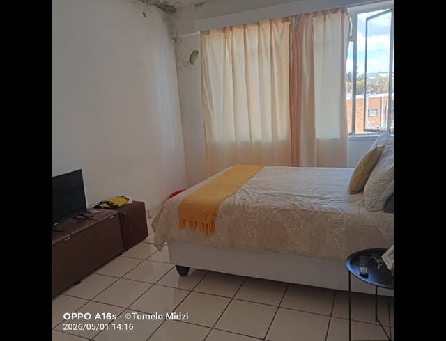 2 BEDROOM APARTMENT FOR SALE IN KRUGERSDORP CENTRAL